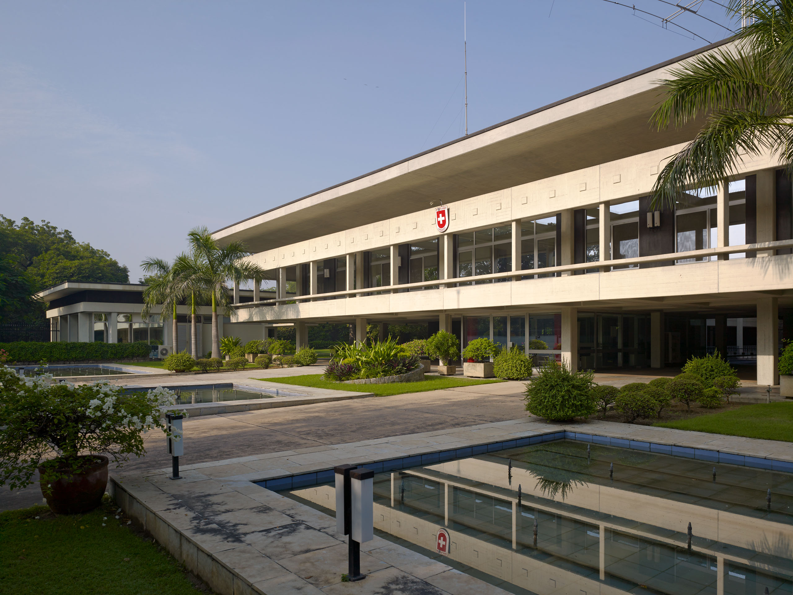 E13452 Alpa 040475 j2560